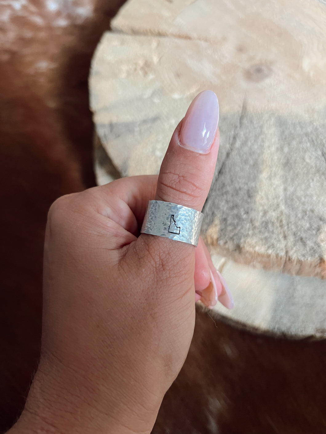 Textured Idaho Thick Cuff