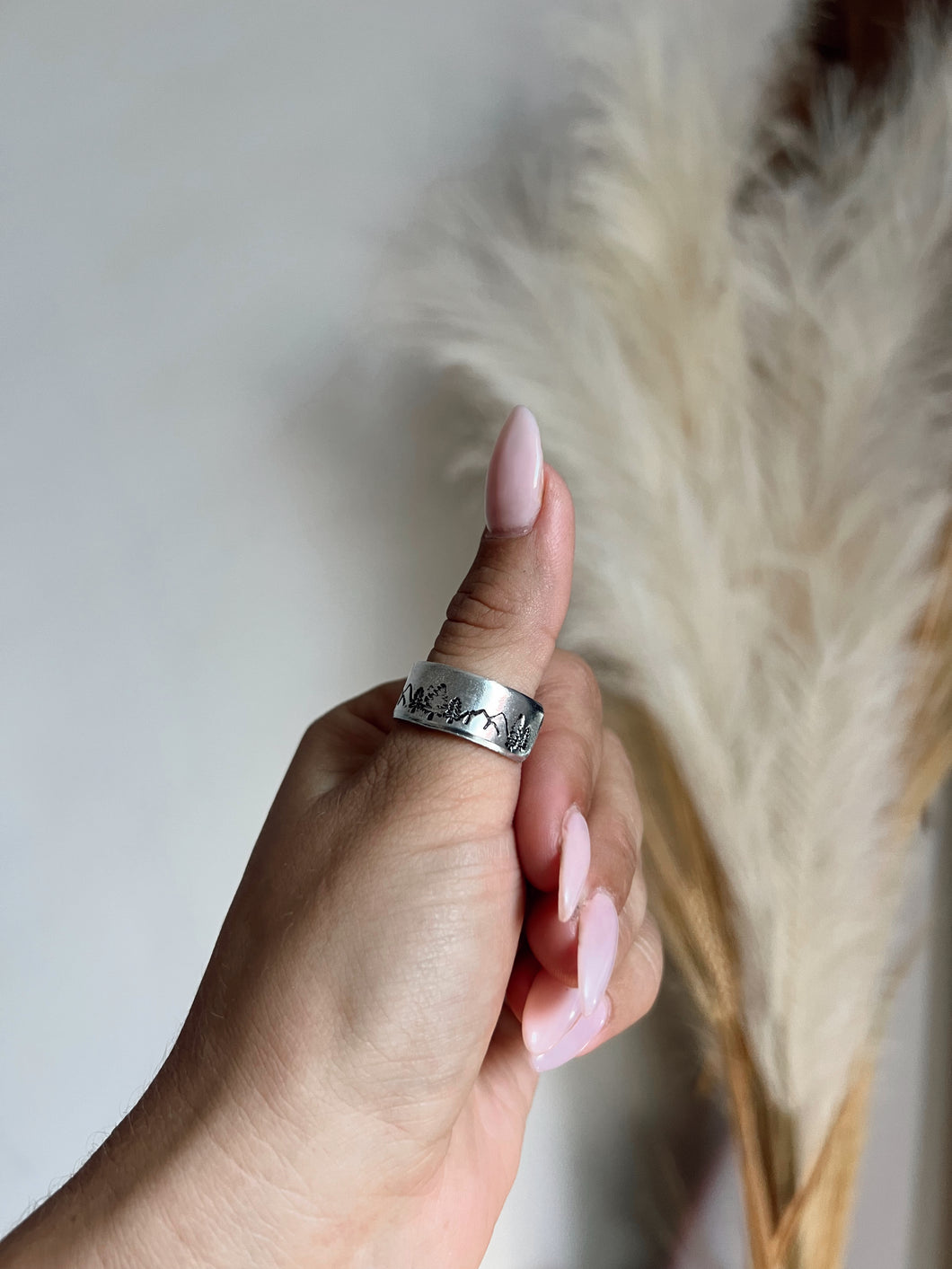 The Wander Ring