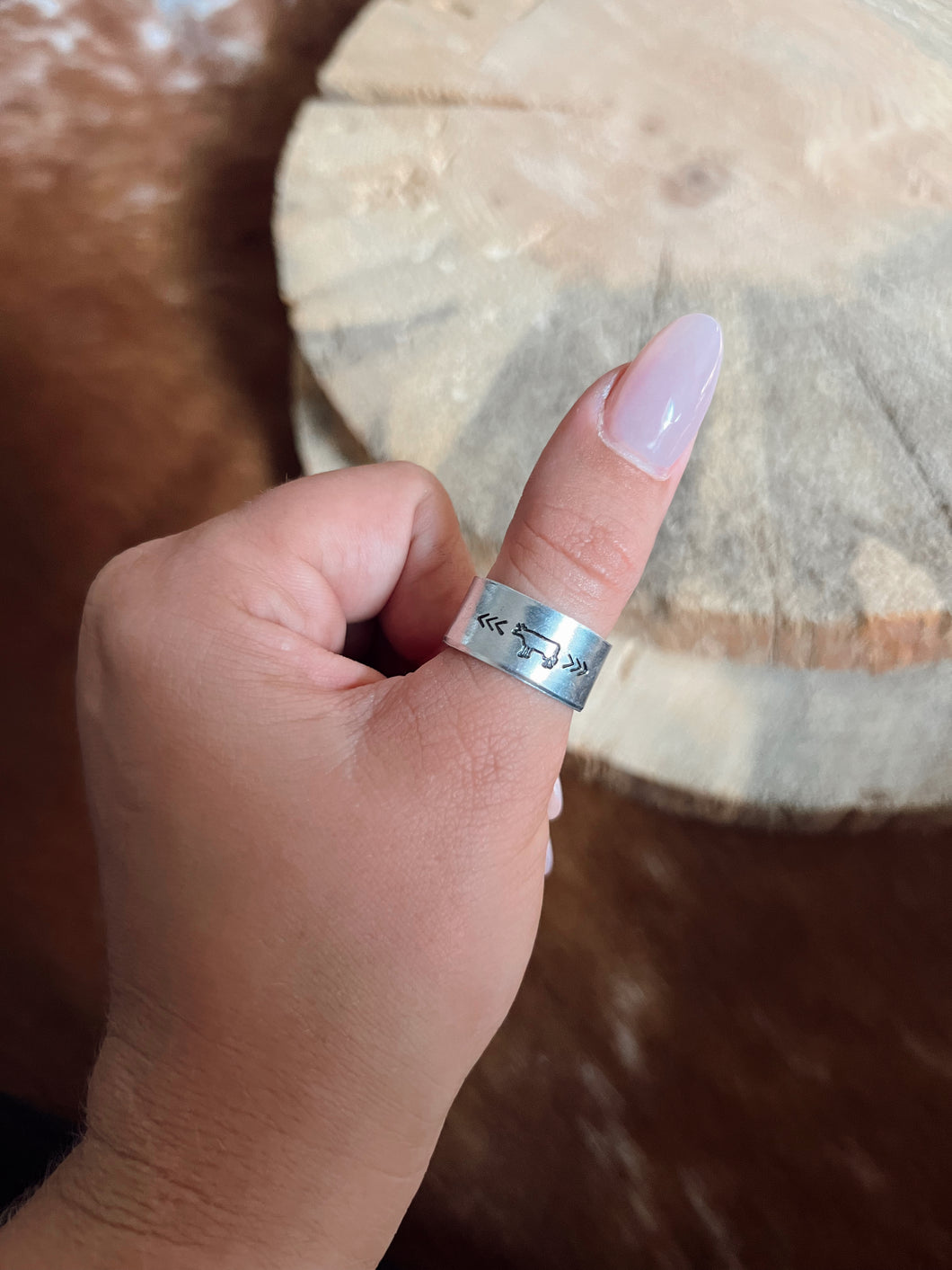 The Heifer Mid Ring