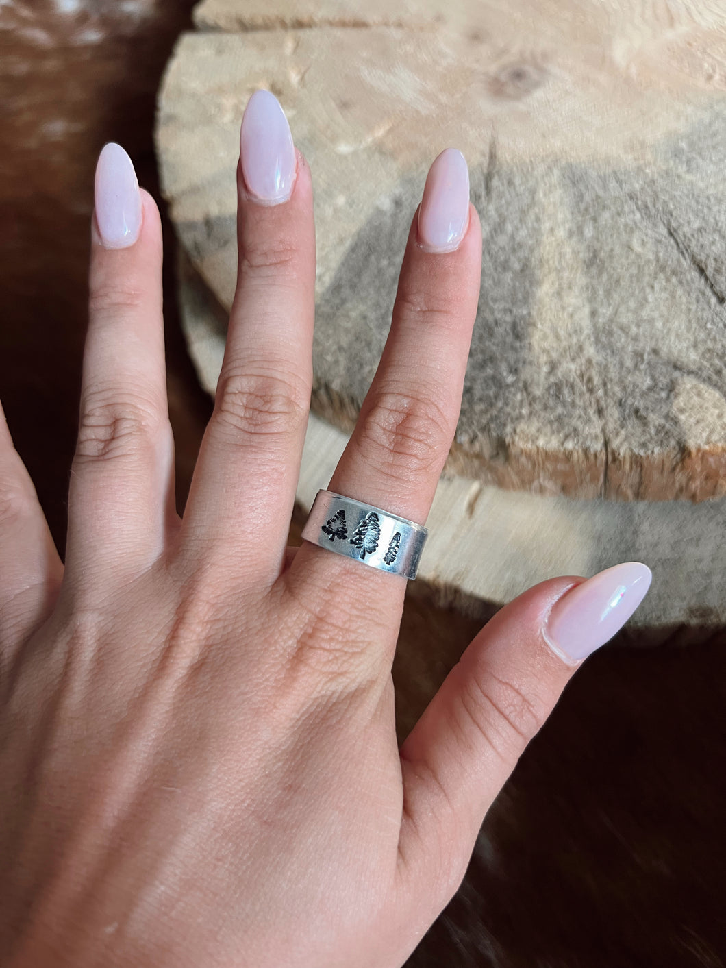 The Forest Mid Ring