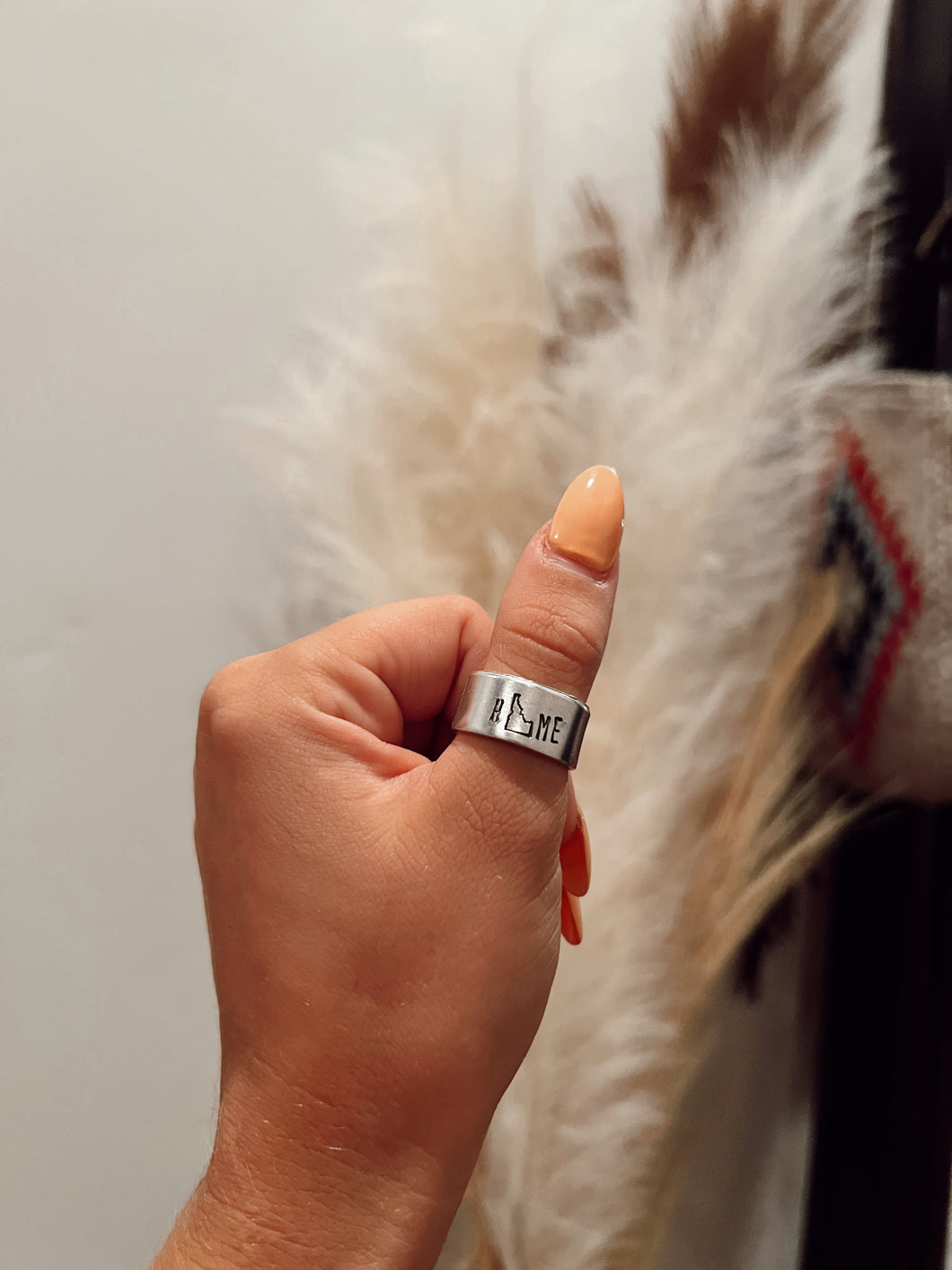Idahome Thick Cuff